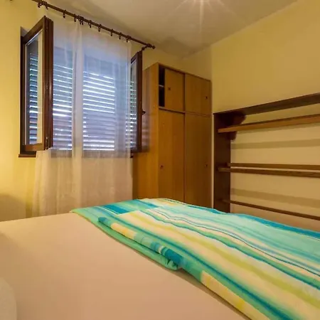 Apartment In 39255 *