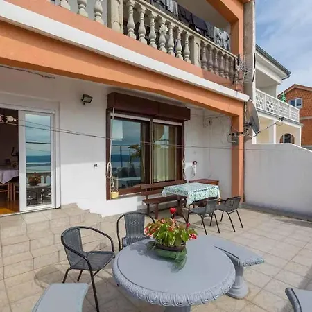 Apartment In 39255
