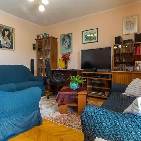 Apartman In 39255