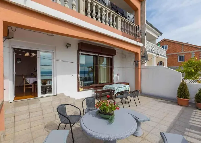 Apartment In 39255